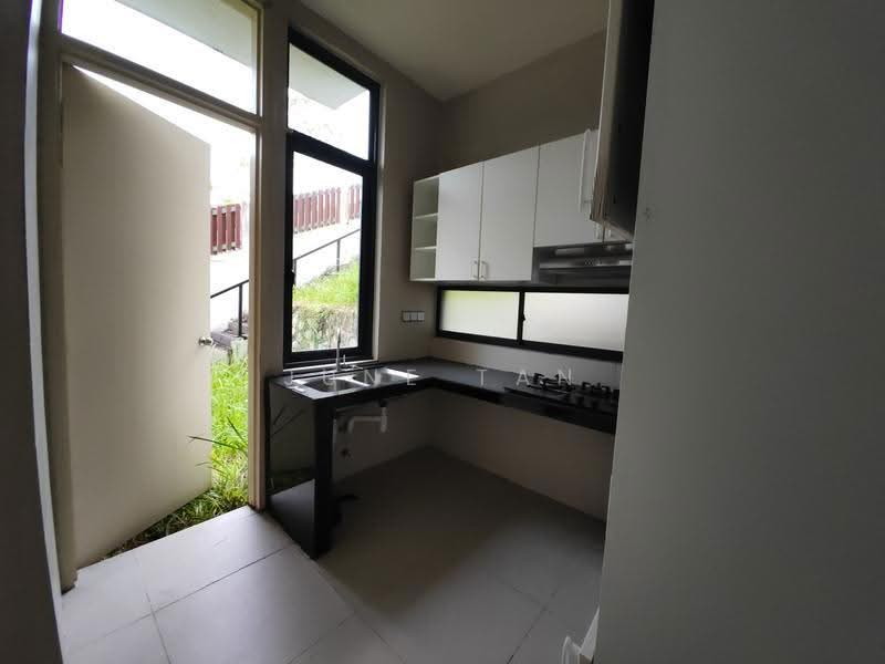 Rumah Berkembar untuk Disewa di Taman Equine (Seri Kembangan) - June Tan - PropertyGuru.com.my
