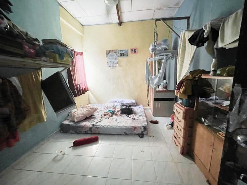 Flat for Sale at Rumah Pangsa Jalan Terubok - Jane Poh - Bedroom - PropertyGuru.com.my