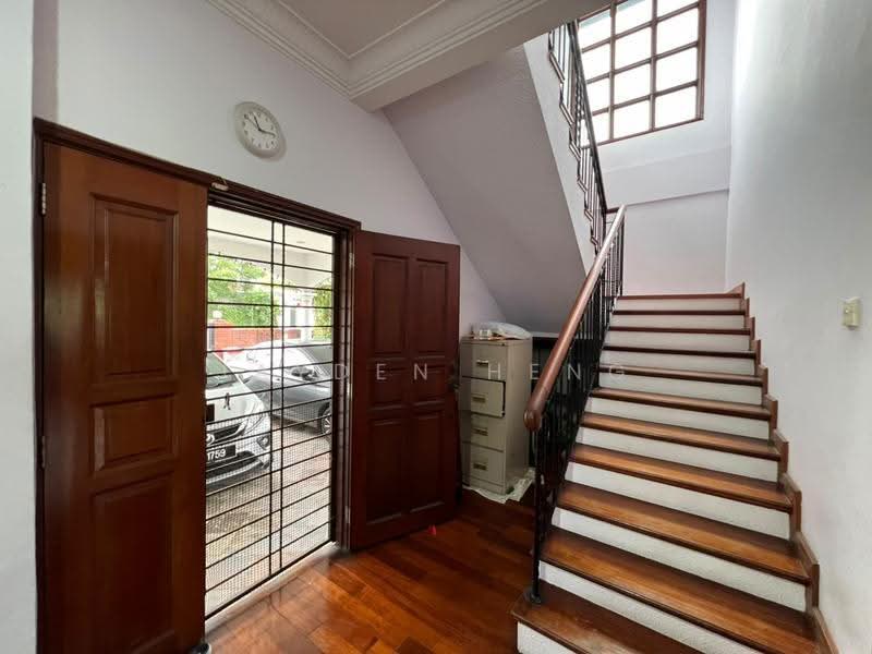Bungalow House for Sale in Seksyen 12 (Petaling Jaya) - Jayden Heng - Entrance - PropertyGuru.com.my