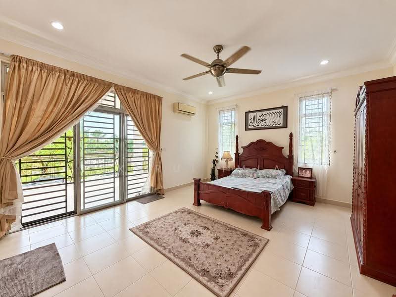 2-storey Terraced House for Sale in Taman Nusa Idaman (Iskandar Puteri (Nusajaya)) - Fakhrul Imlan - Master Bedroom - PropertyGuru.com.my