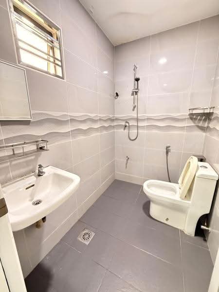 1-storey Terraced House for Rent in Johor Bahru (Johor) - Daphne Lee - Bathroom - PropertyGuru.com.my
