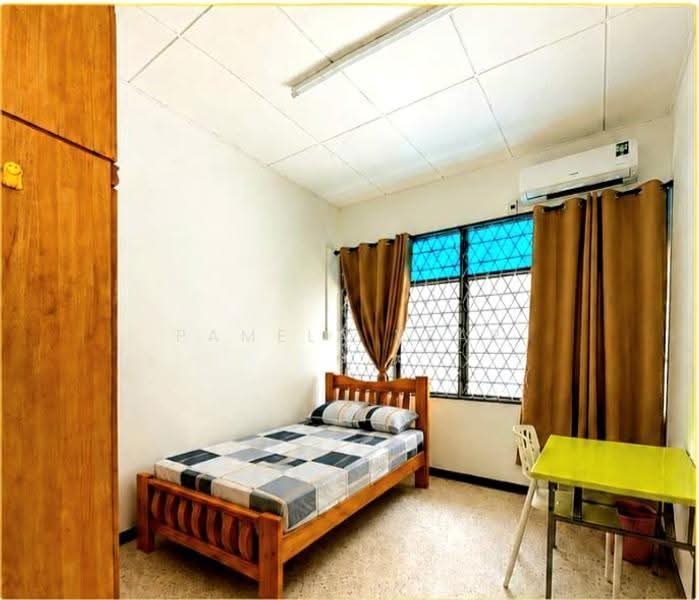 1-storey Terraced House for Rent in Sungai Dua (Penang) - Pamela Yeap - Bedroom - PropertyGuru.com.my