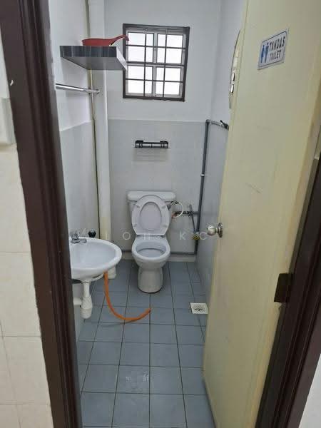 Apartment for Rent at Hata Square - Loh KC - Bathroom - PropertyGuru.com.my