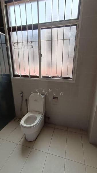 3-storey Terraced House for Sale in Diamond City (Semenyih) - Kent Chong - Bathroom - PropertyGuru.com.my