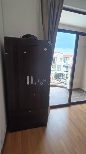 3-storey Terraced House for Sale in Diamond City (Semenyih) - Kent Chong - Balcony - PropertyGuru.com.my
