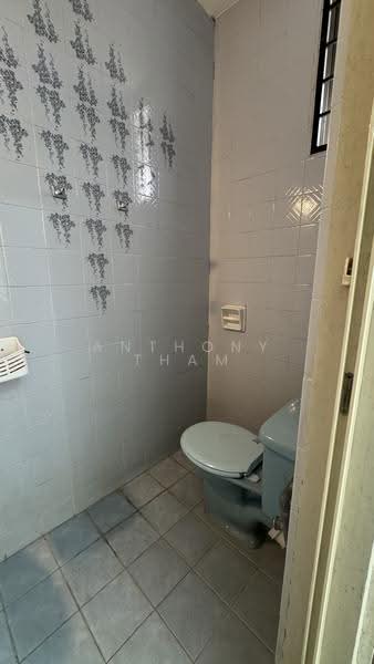 Pangsapuri untuk Disewa di Manor Apartment - Anthony Tham - Bathroom - PropertyGuru.com.my