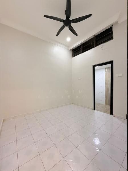1-storey Terraced House for Sale in Kulim (Kedah) - Tasnim Bahirah - Living Room - PropertyGuru.com.my