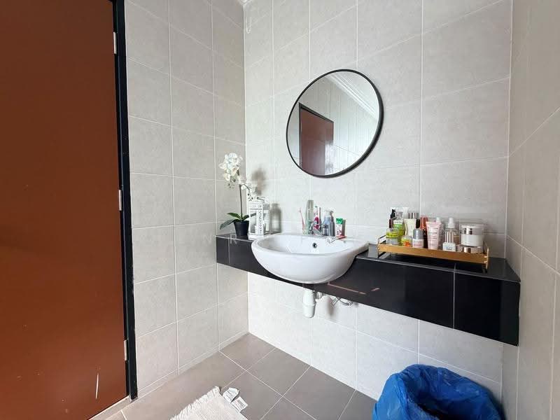 Cluster House for Sale in Kota Masai (Pasir Gudang) - Henry Pang - Bathroom - PropertyGuru.com.my