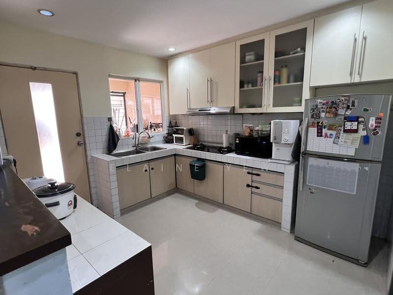 Rumah Teres 2-Tingkat untuk Disewa di SS3 (Petaling Jaya) - Elaine Yew - Kitchen - PropertyGuru.com.my
