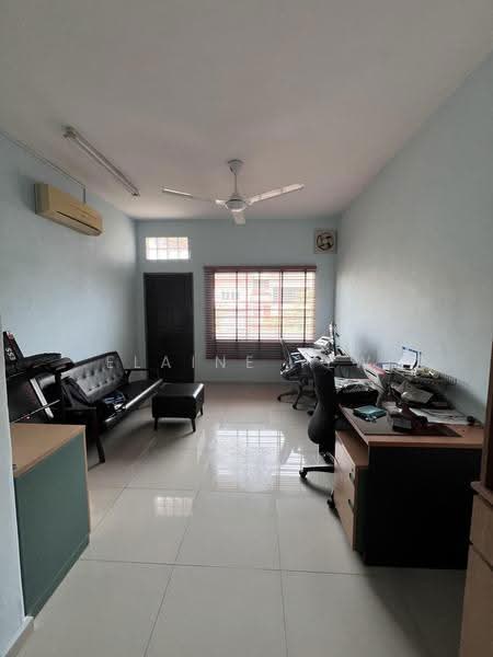Rumah Teres 2-Tingkat untuk Disewa di SS3 (Petaling Jaya) - Elaine Yew - Study - PropertyGuru.com.my