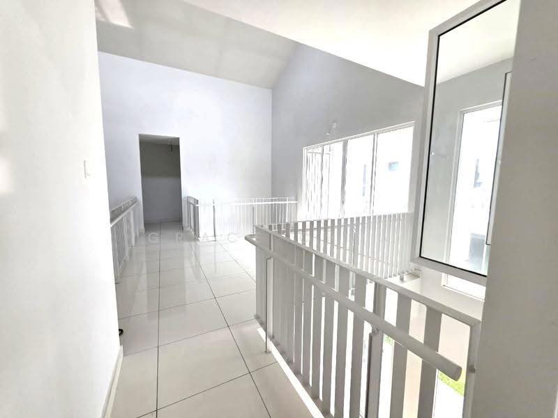 Semi-Detached House for Sale in Bandar Seri Alam (Masai) - Grace Chew - Corridor - PropertyGuru.com.my