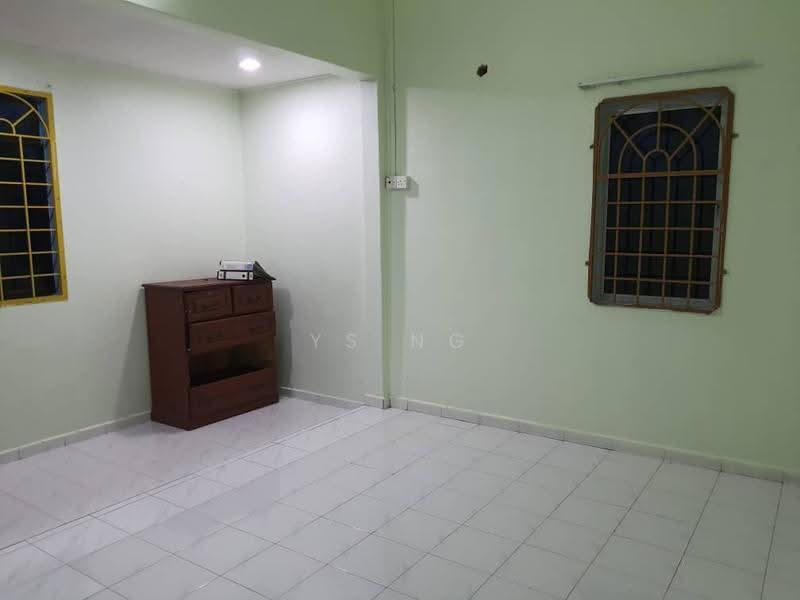 Cluster House for Sale in Taman Muzaffar Shah (Bukit Katil) - Ys Ng - Interior - PropertyGuru.com.my