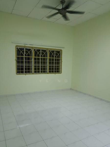 Cluster House for Sale in Taman Muzaffar Shah (Bukit Katil) - Ys Ng - Interior - PropertyGuru.com.my