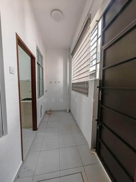 Rumah Teres 2-Tingkat untuk Dijual di Taman Pulai Mutiara (Iskandar Puteri (Nusajaya)) - Iden Tan - Corridor - PropertyGuru.com.my