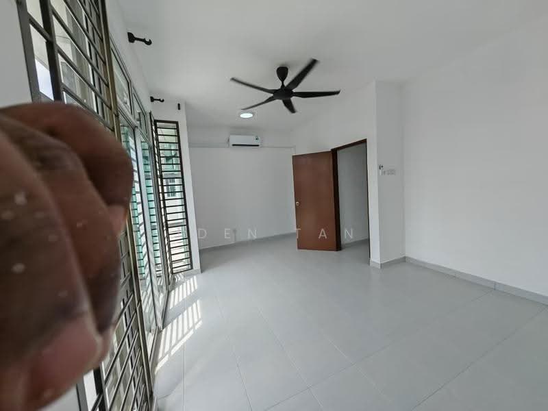 Rumah Teres 2-Tingkat untuk Dijual di Taman Pulai Mutiara (Iskandar Puteri (Nusajaya)) - Iden Tan - Living Room - PropertyGuru.com.my