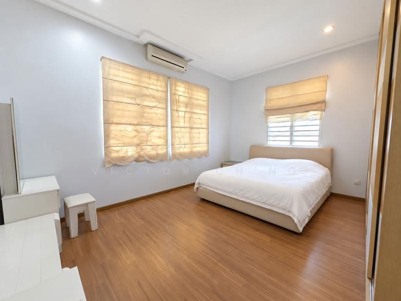 Bungalow House for Rent in Gelugor (Penang) - Victor Ch'ng - Bedroom - PropertyGuru.com.my