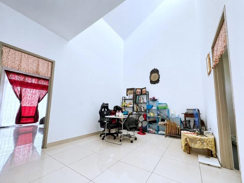 2-storey Terraced House for Sale in Taman Nusa Idaman (Iskandar Puteri (Nusajaya)) - Karl Lim - Study - PropertyGuru.com.my
