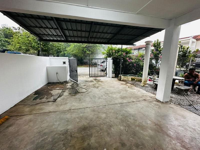 2-storey Terraced House for Sale in Taman Rawang Tin (Rawang) - SK Luk - Exterior - PropertyGuru.com.my