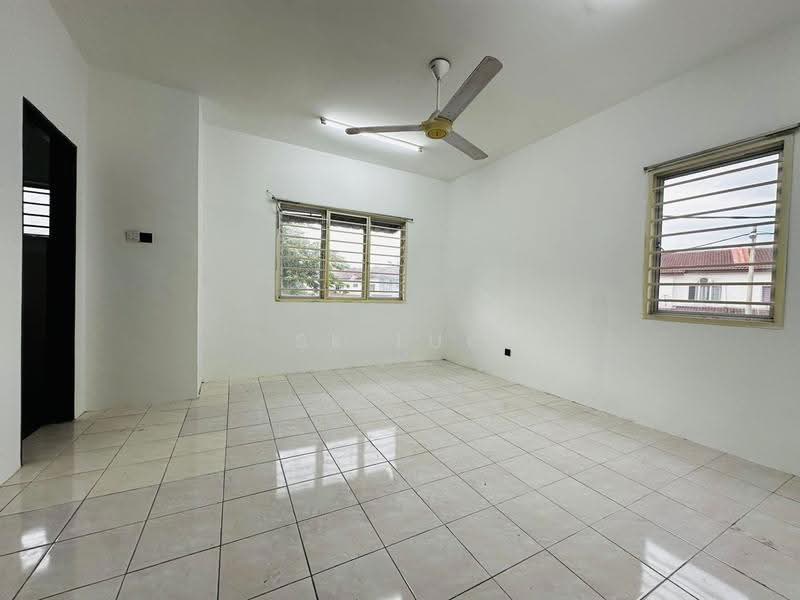 2-storey Terraced House for Sale in Taman Rawang Tin (Rawang) - SK Luk - Interior - PropertyGuru.com.my