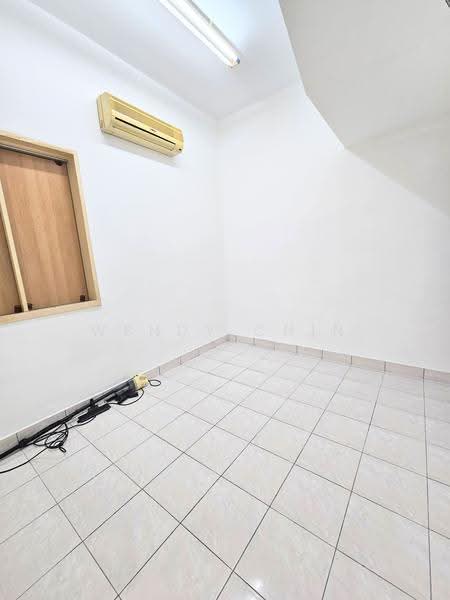 2-storey Terraced House for Sale in TAMAN PUCHONG UTAMA (Puchong) - Wendy Chin - PropertyGuru.com.my