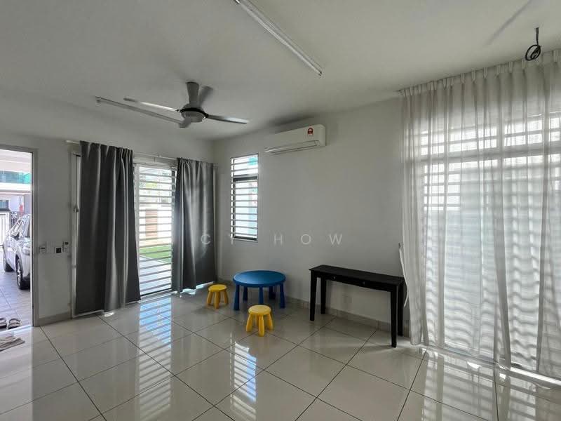 Semi-Detached House for Rent in Taman Santuari (Bukit Mertajam) - CY How - Living Room - PropertyGuru.com.my