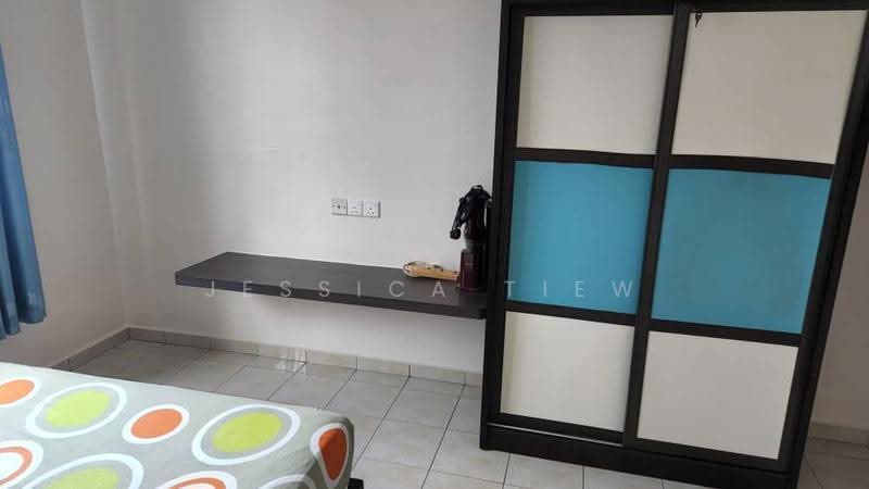 Pangsapuri untuk Disewa di Indah Court Apartment - Jessica Tiew - Bedroom - PropertyGuru.com.my
