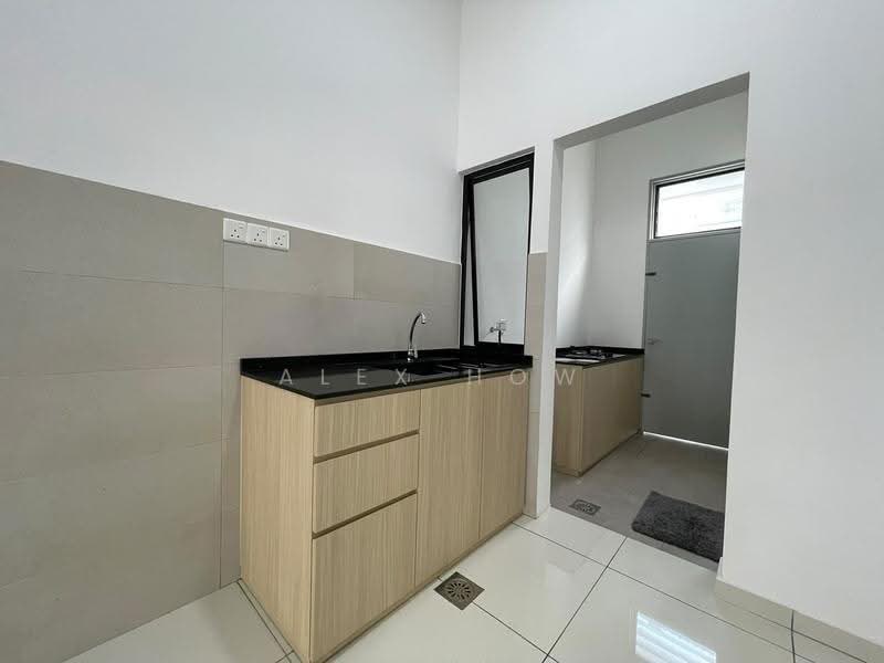 Rumah Teres untuk Disewa di Johor Bahru (Johor) - Alex How - Kitchen - PropertyGuru.com.my