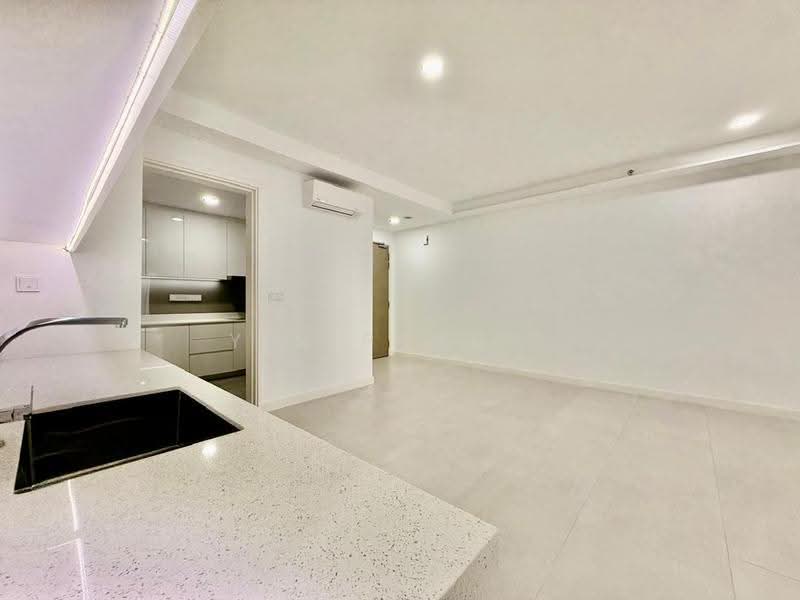 Service Residence for Sale at Jendela Residences - Yin Peng . - Kitchen - PropertyGuru.com.my