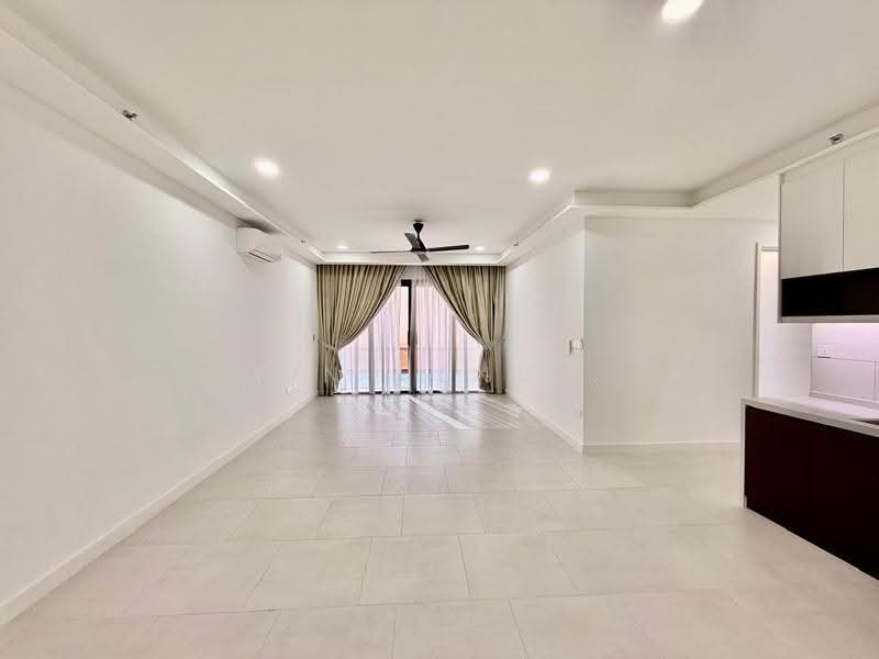 Service Residence for Sale at Jendela Residences - Yin Peng . - Living Room - PropertyGuru.com.my