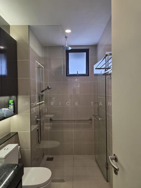 Service Residence for Sale at The Park 2 - Patrick Tan - Bathroom - PropertyGuru.com.my