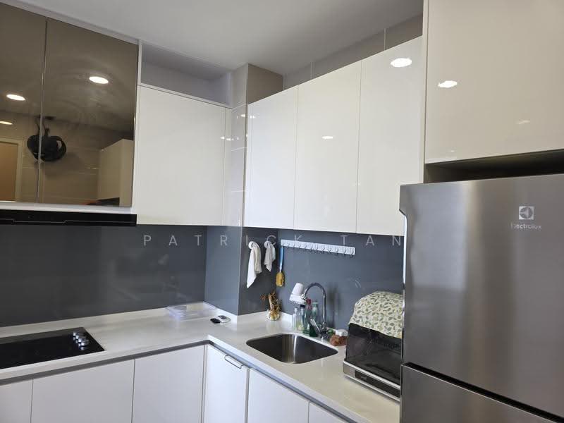 Service Residence for Sale at The Park 2 - Patrick Tan - Kitchen - PropertyGuru.com.my