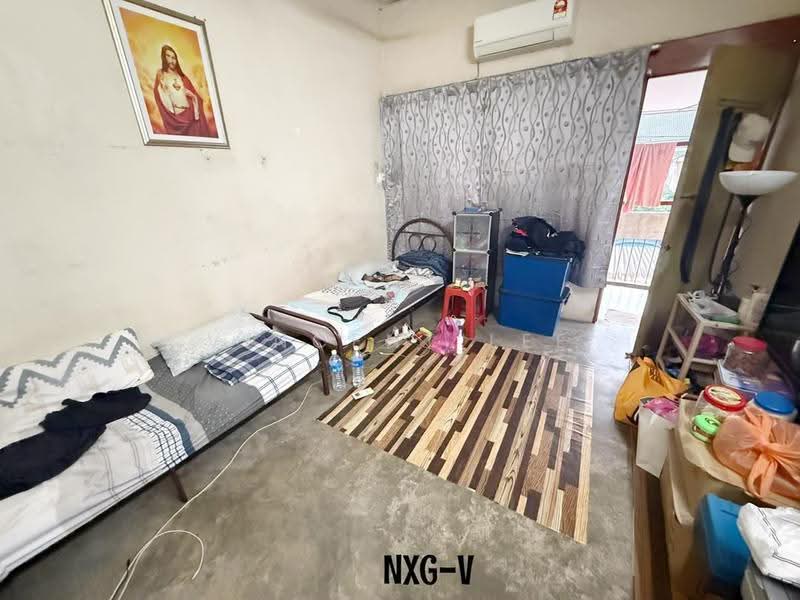 2-storey Terraced House for Sale in Pandamaran (Klang) - Vincent Lee - Bedroom - PropertyGuru.com.my