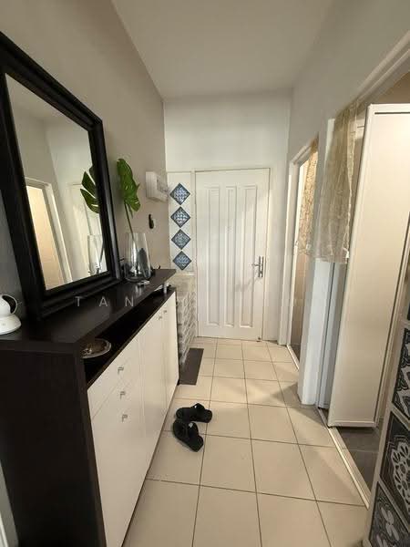 Flat for Sale at Seri Taman Tanjung - Tan Di Zhou - Entrance - PropertyGuru.com.my