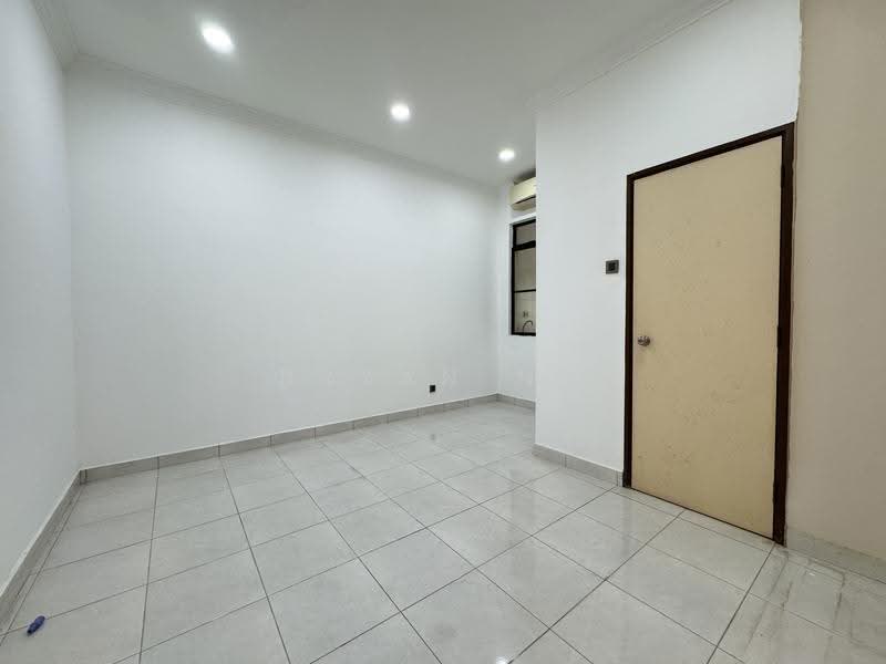 2-storey Terraced House for Sale in Bukit Sungai Long (Bandar Sungai Long) - Bryan Ng - Interior - PropertyGuru.com.my