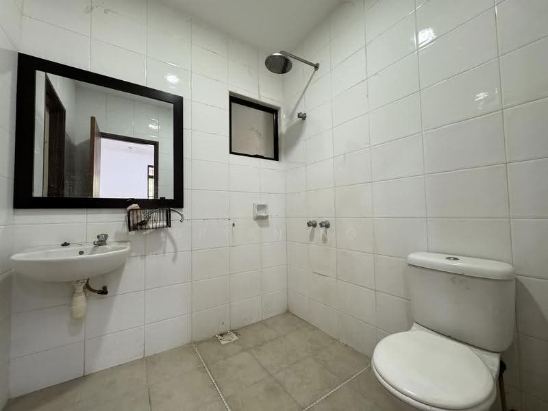 2-storey Terraced House for Sale in Bukit Sungai Long (Bandar Sungai Long) - Bryan Ng - Bathroom - PropertyGuru.com.my