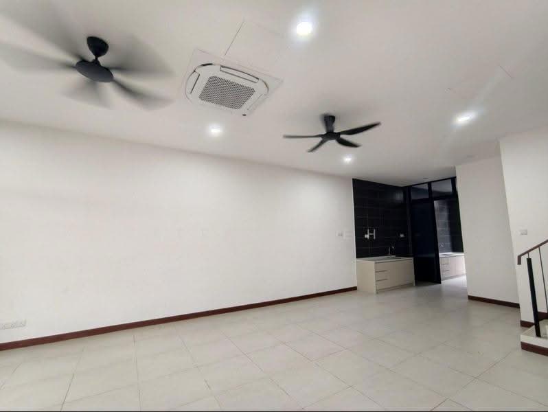 Rumah Teres 2-Tingkat untuk Disewa di Puteri Harbour (Iskandar Puteri (Nusajaya)) - Serene Teh - Kitchen - PropertyGuru.com.my