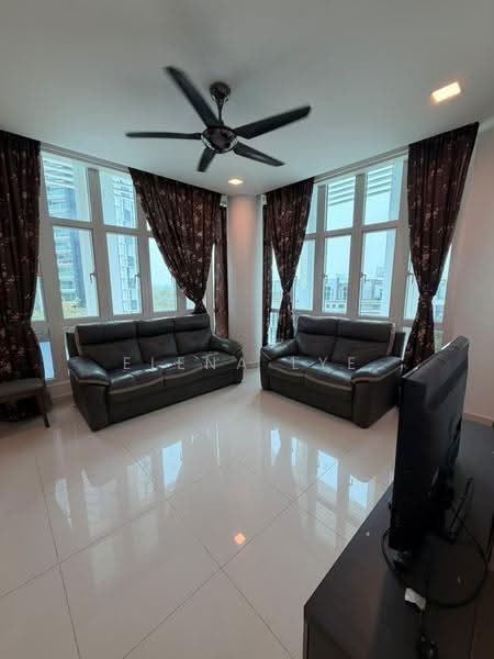 Kediaman Servis untuk Disewa di 1Medini - Elena Lye - Living Room - PropertyGuru.com.my