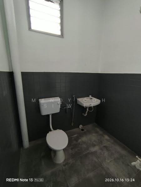 2-storey Terraced House for Sale in Taman Skudai Baru (Skudai) - Mandy Goh Siew Li - Bathroom - PropertyGuru.com.my