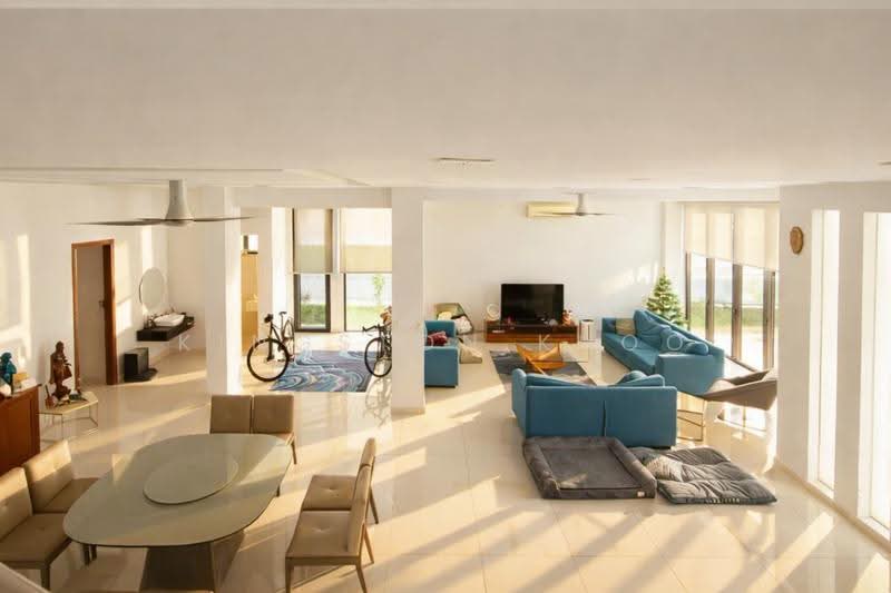 Rumah Banglo untuk Dijual di Subang Heights (Subang Jaya) - Kingston Khoo - Living Room - PropertyGuru.com.my