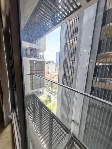Kediaman Servis untuk Dijual di Bintang Fairlane Residences - Candy Soon - Balcony - PropertyGuru.com.my