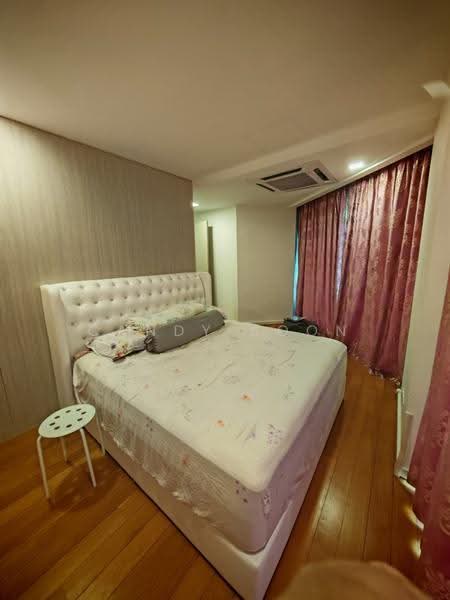 Kediaman Servis untuk Dijual di Bintang Fairlane Residences - Candy Soon - PropertyGuru.com.my