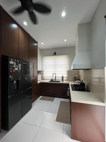 Rumah Teres untuk Dijual di Eco Majestic (Semenyih) - Juneway Lee - Kitchen - PropertyGuru.com.my