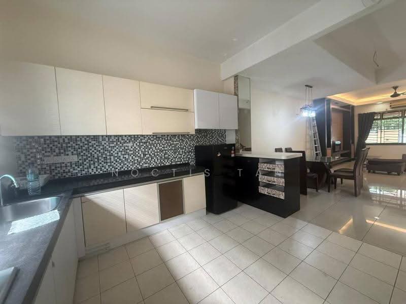 2-storey Terraced House for Rent in Taman Mount Austin (Tebrau) - Noctis Tan - Kitchen - PropertyGuru.com.my