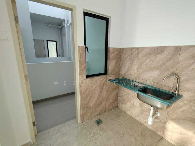 Service Residence for Sale at PANGSAPURI GADONG HARMONI @ AMBIENCE RESIDENCE - Wesley Tan - Interior - PropertyGuru.com.my