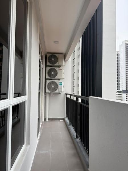 Kediaman Servis untuk Dijual di TRELLIS RESIDENCES - Ck Lee - Balcony - PropertyGuru.com.my