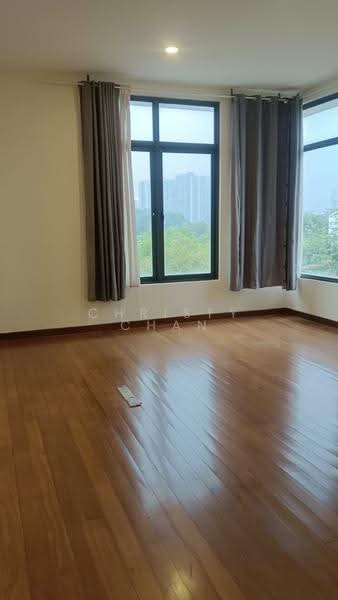 Rumah Berkembar untuk Disewa di Taman Equine (Seri Kembangan) - Christy Chan - Living Room - PropertyGuru.com.my