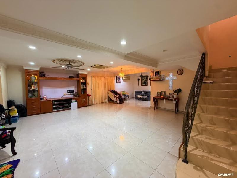 2-storey Terraced House for Sale in Bandar Bukit Tinggi (Klang) - Stephanie Lim - Living Room - PropertyGuru.com.my