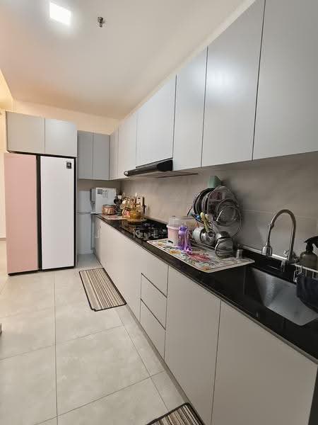 Kediaman Servis untuk Dijual di ASTON ACACIA - Jane Ng - Kitchen - PropertyGuru.com.my
