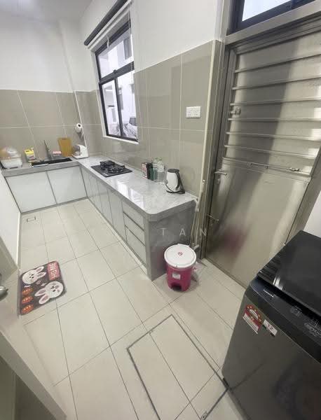 Rumah Teres untuk Disewa di Taman Desa Tebrau (Tebrau) - KT Tan - Kitchen - PropertyGuru.com.my