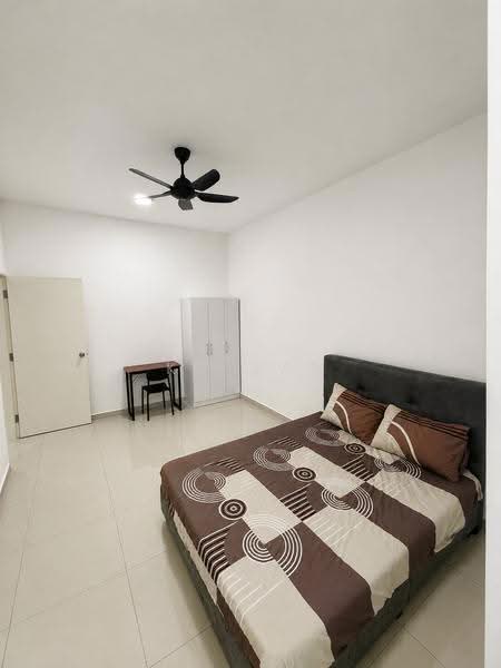 Rumah Teres untuk Disewa di Taman Desa Tebrau (Tebrau) - KT Tan - Bedroom - PropertyGuru.com.my